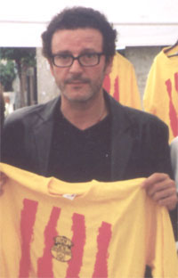 Pep Munné recolzant la Unió Esportiva Sant Andreu