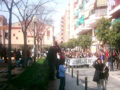 prop de 3.000 andreuencs en manifestació